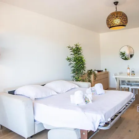公寓 Beautiful With Terrace Ac And Parking *